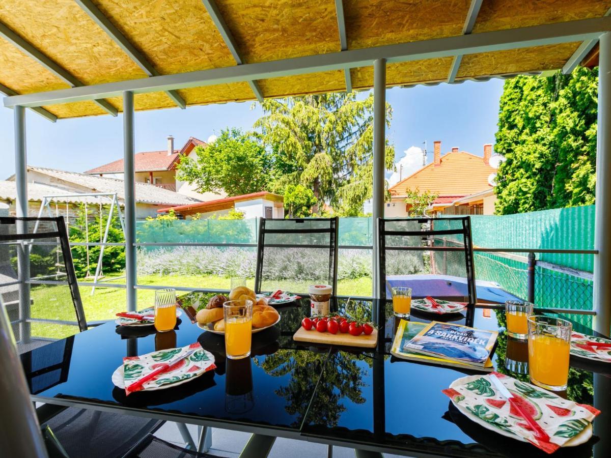 Holiday Home Bercsényi Balatonboglár Exterior foto